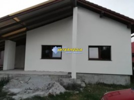 casa-noua-superba-de-vanzare